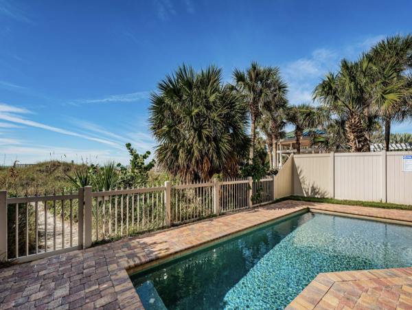 Treasure Island 6 Bedroom Home Pool & Views